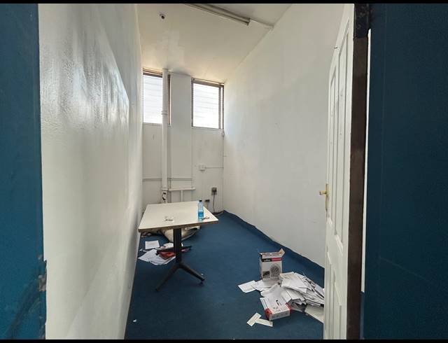 1,200M² WAREHOUSE TO LET IN DELAREY